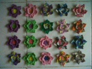 bross bunga lili