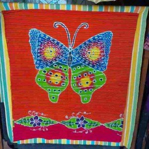 kain lurik lukis motif kupu besar 200rb