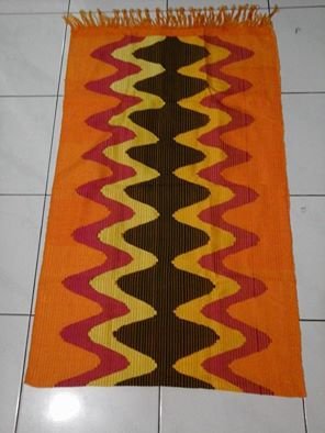 Tenun bianglala (ola ramlan) asli bali