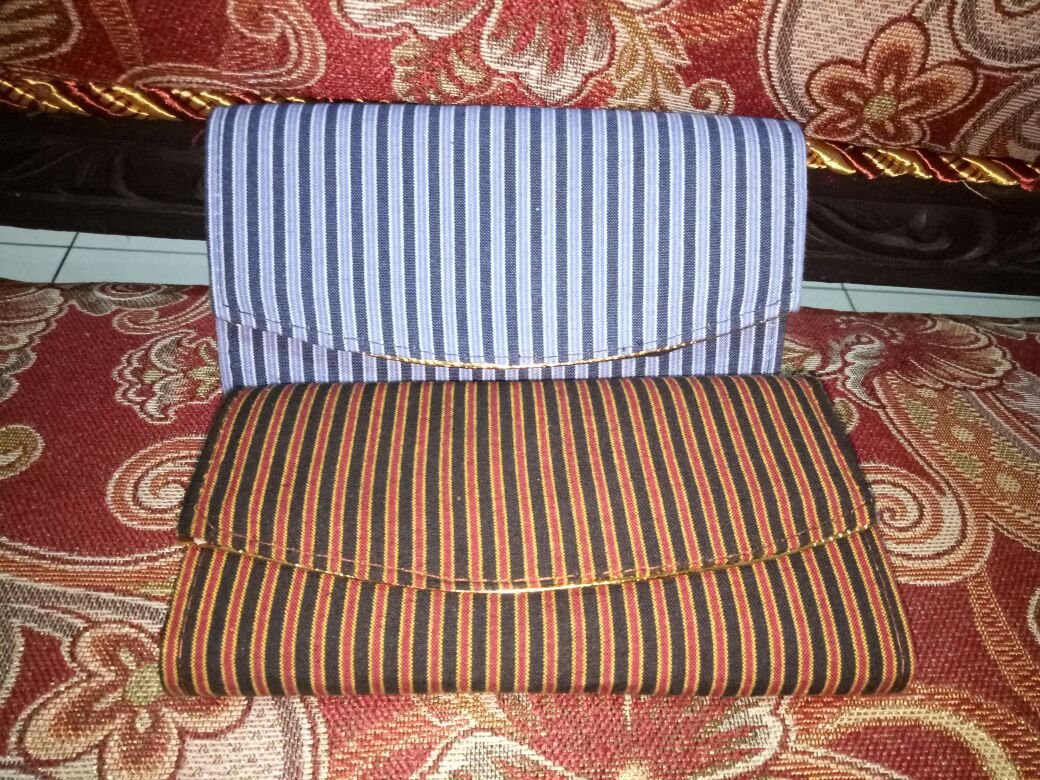 dompet lurik
